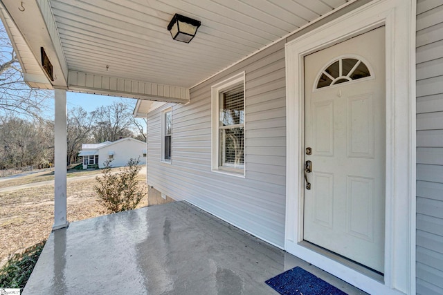 view of property entrance