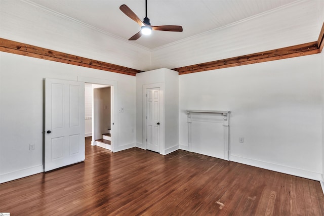 unfurnished bedroom featuring dark wood-style floors, a ceiling fan, and baseboards