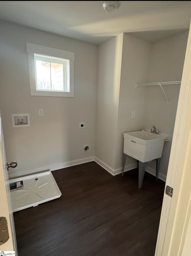 washroom featuring laundry area, dark wood-style flooring, washer hookup, baseboards, and electric dryer hookup