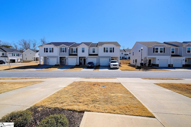 view of yard featuring a residential view