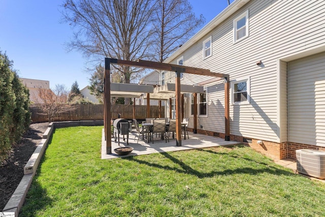 view of yard featuring central AC unit, fence, a pergola, and a patio