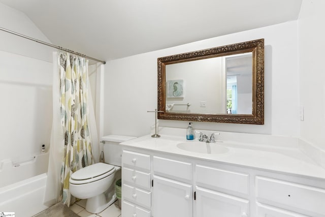 full bath featuring vaulted ceiling, vanity, toilet, and shower / bathtub combination with curtain