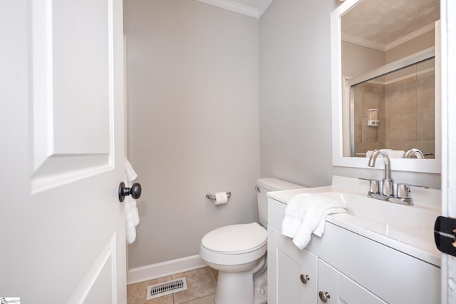 full bath with tile patterned flooring, toilet, visible vents, baseboards, and crown molding