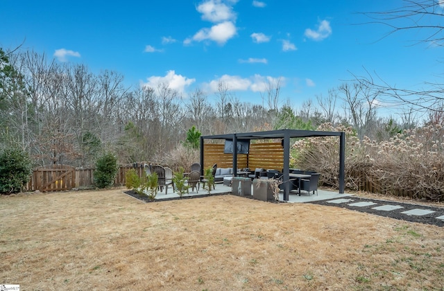 view of yard featuring an outdoor hangout area, a patio, fence, and a pergola