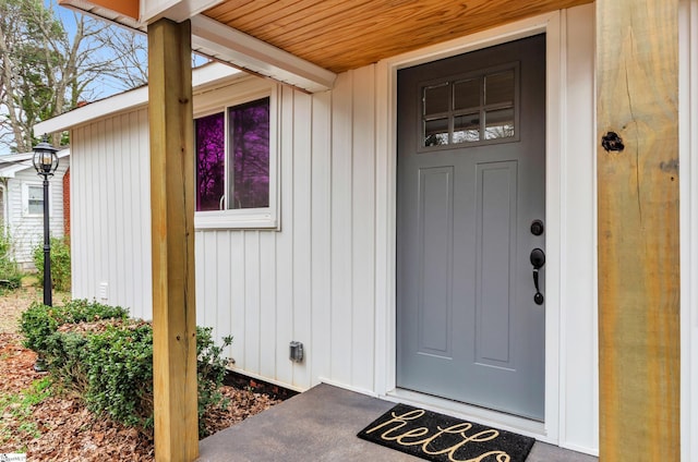 view of property entrance