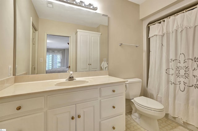 ensuite bathroom with toilet, visible vents, vanity, ensuite bath, and shower / bathtub combination with curtain