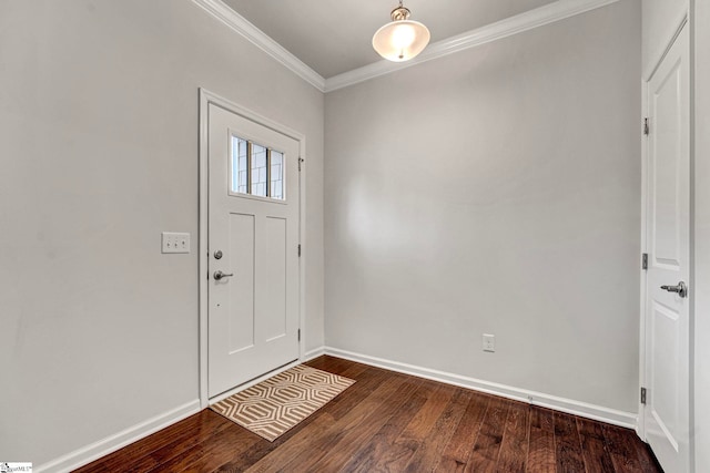 foyer with baseboards, dark wood-style flooring, and crown molding