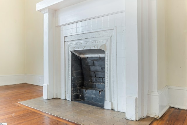 details featuring wood finished floors