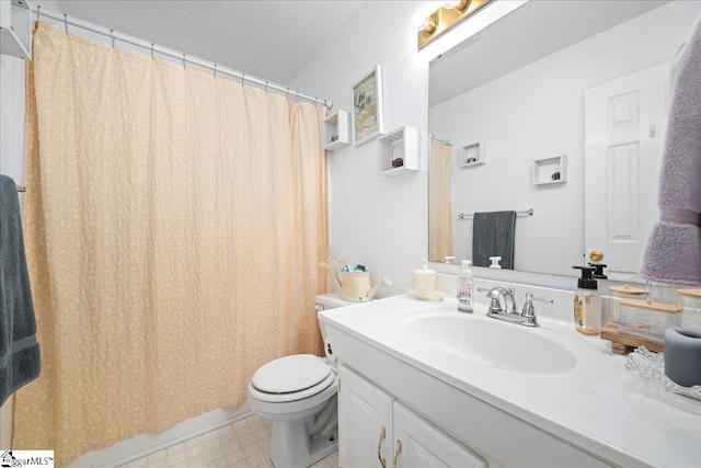 full bath with a textured ceiling, toilet, tile patterned floors, vanity, and a shower with curtain