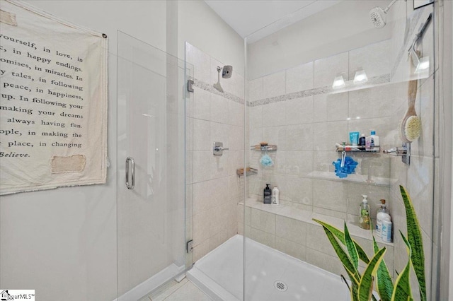 full bathroom featuring a shower stall