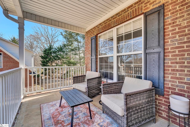 view of patio / terrace with covered porch