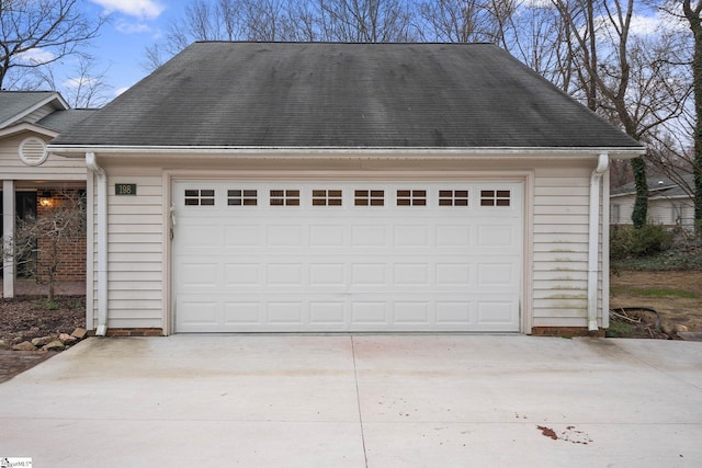 view of detached garage