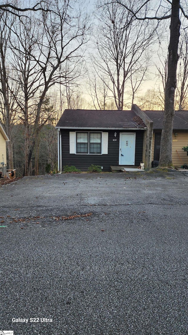 view of front of home