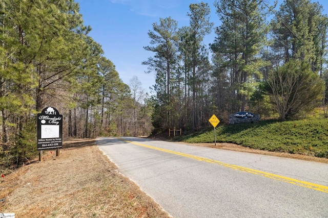 Listing photo 2 for 126 Moonlight Dr, Fair Play SC 29643