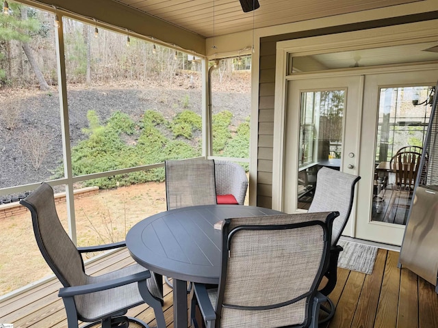 view of sunroom / solarium