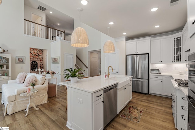 529 Bartoli Ct, Simpsonville, SC 29680
