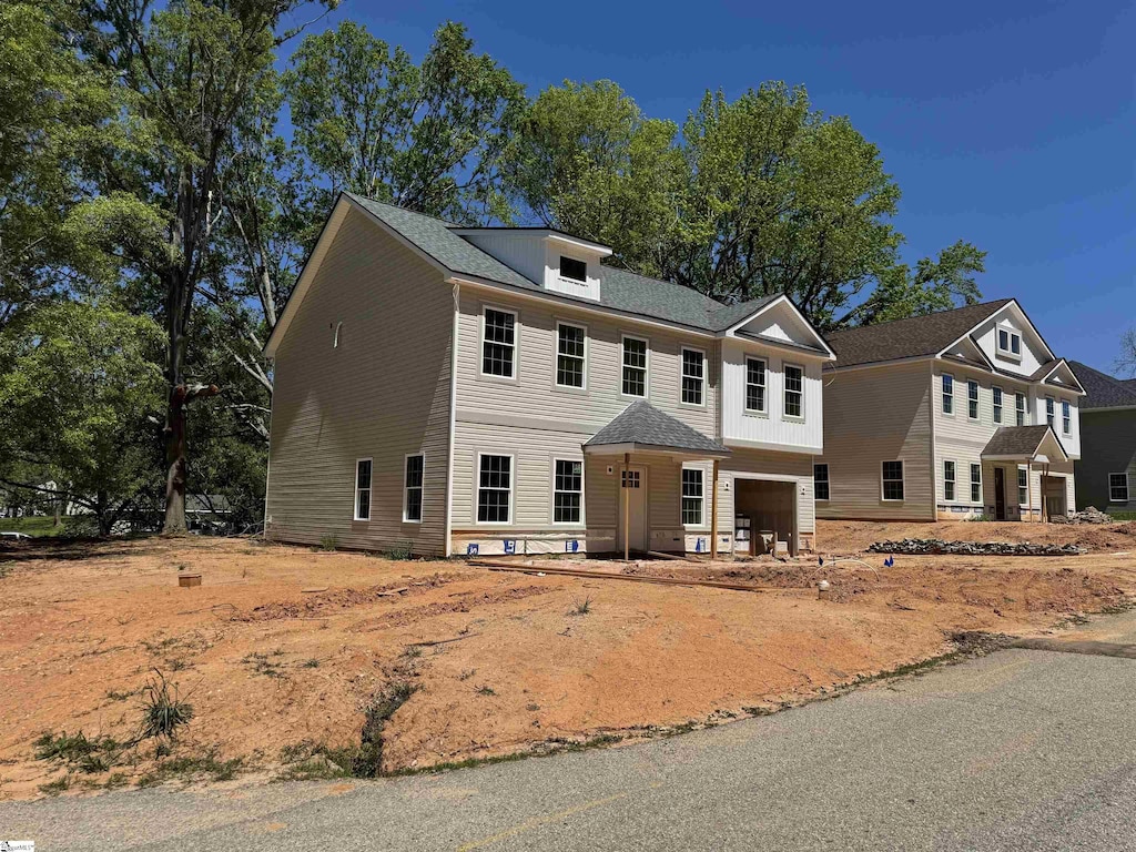 190 W Griffith St, Woodruff, SC 29388 - view of front of home featuring an attached garage