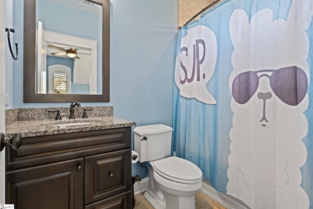 full bath featuring ceiling fan, toilet, visible vents, vanity, and a shower with curtain