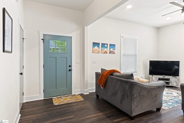 entryway featuring baseboards, dark wood-style flooring, a ceiling fan, and recessed lighting