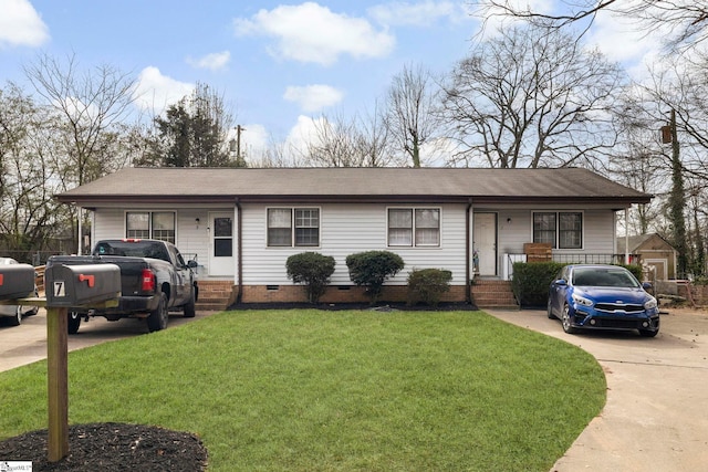 ranch-style home featuring a shingled roof, a front yard, crawl space, and covered porch