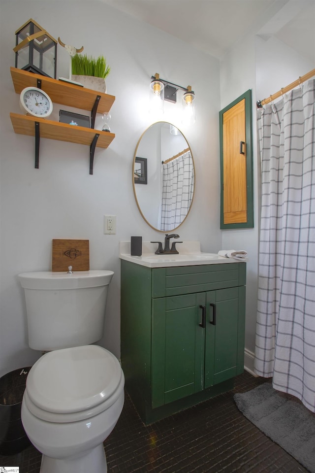 full bath featuring toilet, a shower with shower curtain, and vanity