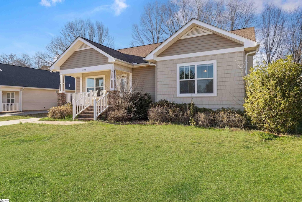 608 Ruddy Creek Cir, Greer, SC 29651 - view of front of home featuring a front lawn and covered porch