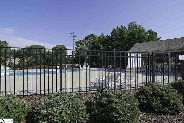 pool with fence