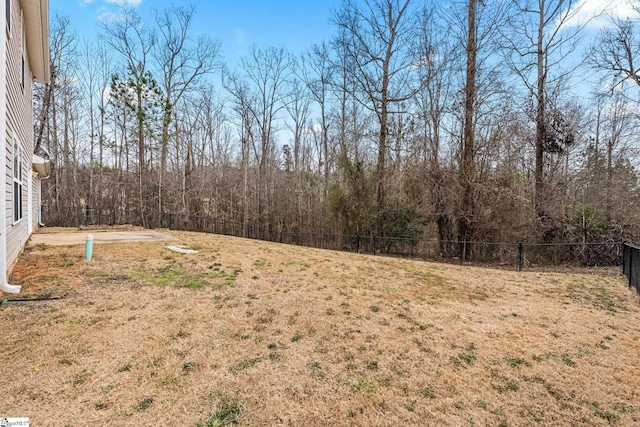 view of yard featuring fence