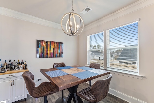 dining room featuring visible vents, crown molding, baseboards, a chandelier, and dark wood-style floors