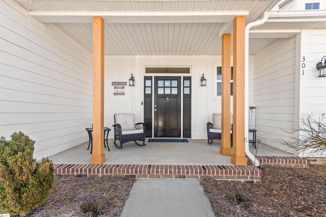 property entrance with a porch