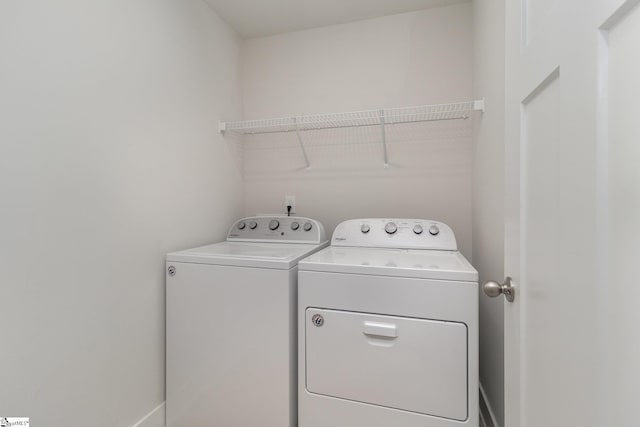 100 Outback Dr, Greer, SC 29650 - clothes washing area with laundry area and washing machine and dryer