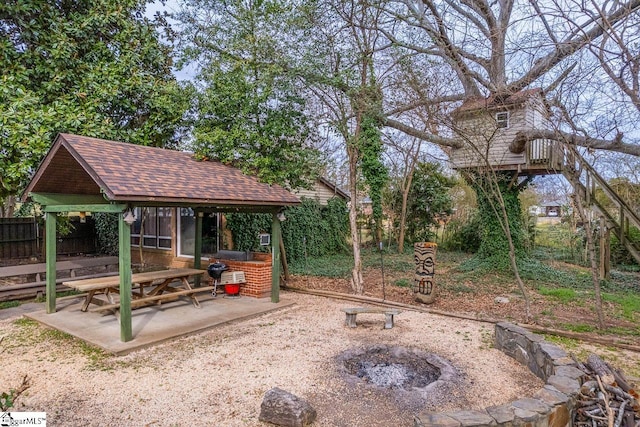 view of yard with a patio area