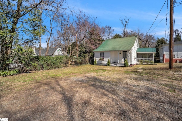 view of yard featuring a porch