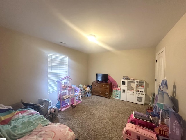 game room with carpet floors