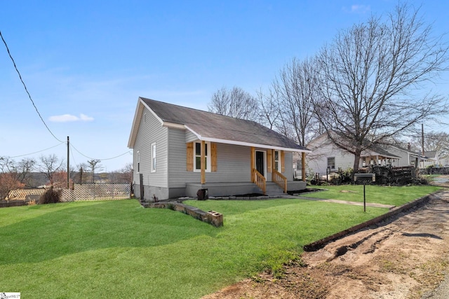 view of front of house with a front yard