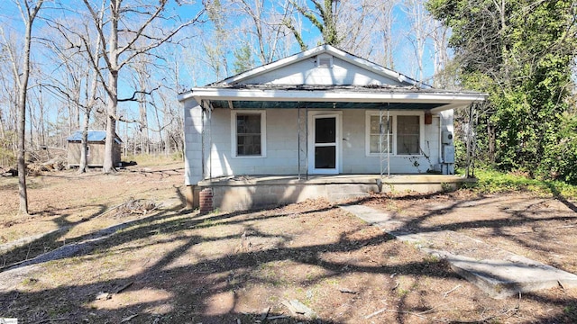 bungalow featuring a porch