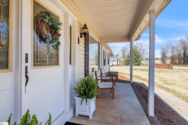 view of patio featuring covered porch