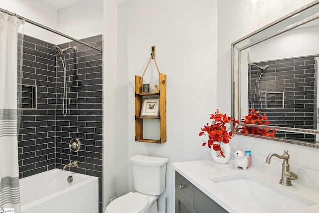 bathroom featuring shower / tub combo with curtain, vanity, and toilet