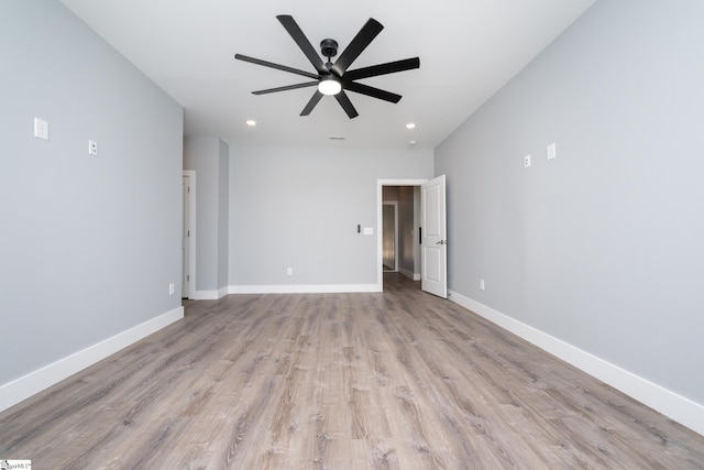 313 Barker Rd, Simpsonville, SC 29680 - spare room with visible vents, baseboards, recessed lighting, light wood-style flooring, and a ceiling fan