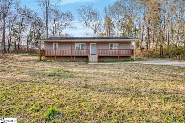 139 Randolph Ct, Woodruff, SC 29388 - ranch-style house with a wooden deck and a front yard