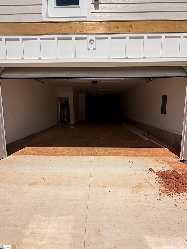 35 Leander Dr, Greer, SC 29651 - garage with a garage door opener