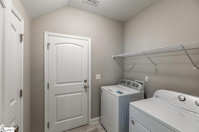 7 Ridgebury Pl, Greenville, SC 29607 - clothes washing area featuring washing machine and clothes dryer, laundry area, and visible vents