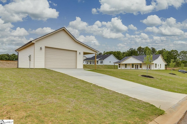 114 Walters Way, Pickens, SC 29671 - view of front facade featuring a front yard, a detached garage, and driveway