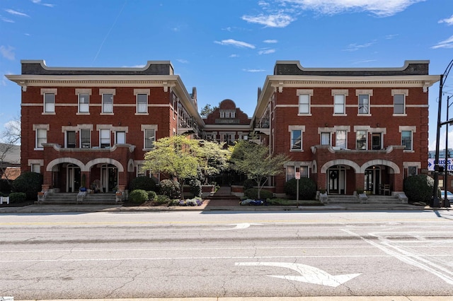 400 E Washington St Unit 28, Greenville, SC 29601 - view of building exterior