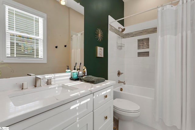 9 Graywood Ct, Simpsonville, SC 29680 - full bathroom with toilet, shower / tub combo with curtain, and vanity