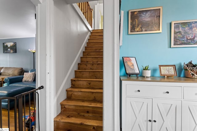 305 Morse St, Pendleton, SC 29670 - view of stairs