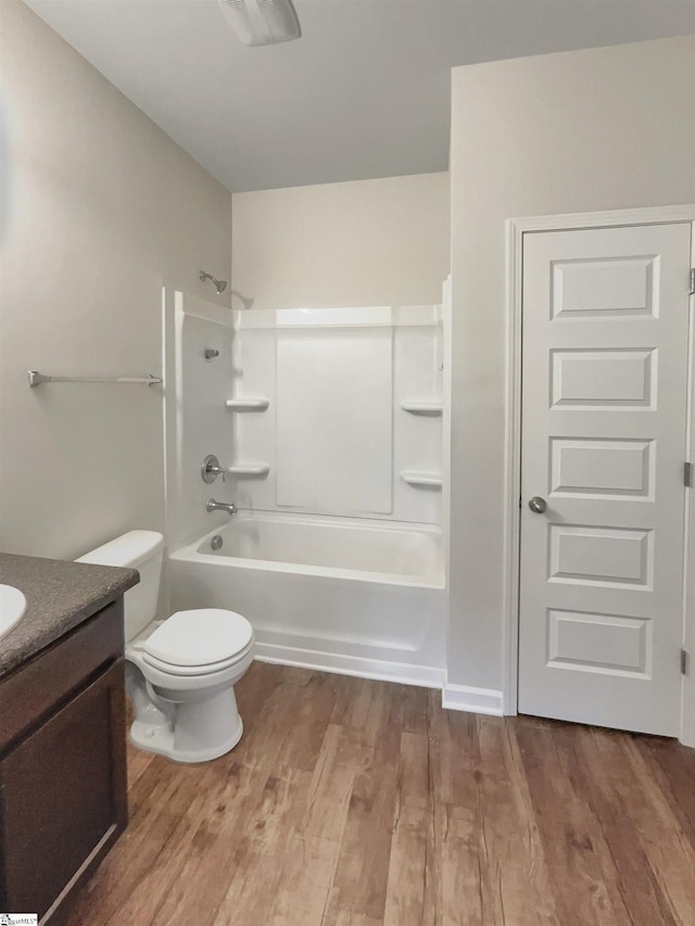 106 Elmhaven Dr, Simpsonville, SC 29681 - bathroom with vanity, shower / bathing tub combination, toilet, and wood finished floors