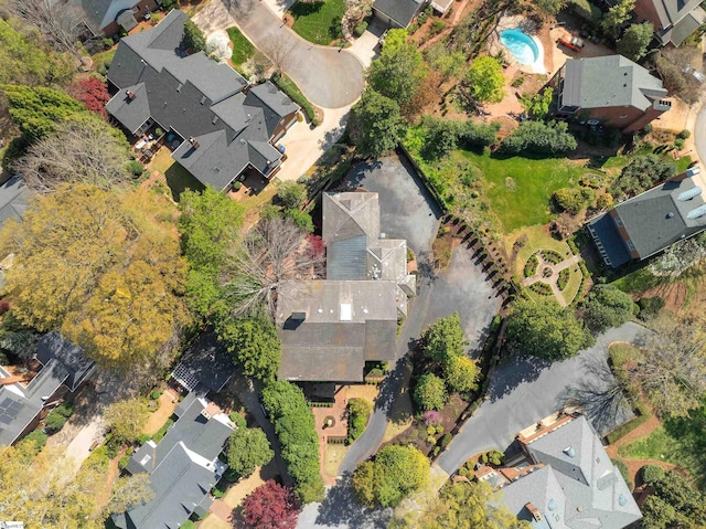 drone / aerial view featuring a residential view