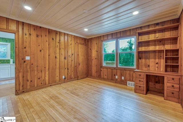 506 Parkview Dr, Spartanburg, SC 29302 - interior space featuring visible vents, light wood finished floors, recessed lighting, and wood walls