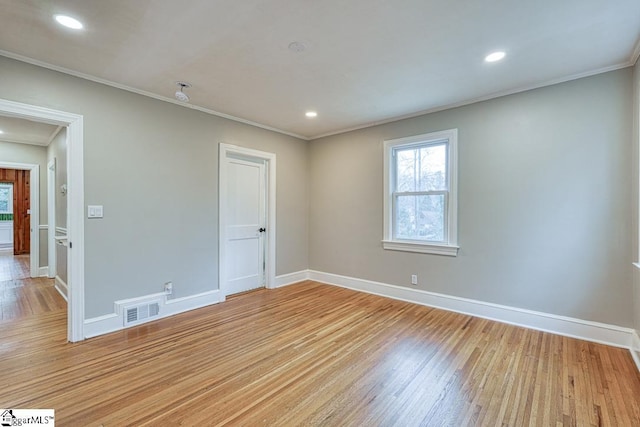506 Parkview Dr, Spartanburg, SC 29302 - spare room featuring ornamental molding, visible vents, recessed lighting, light wood finished floors, and baseboards